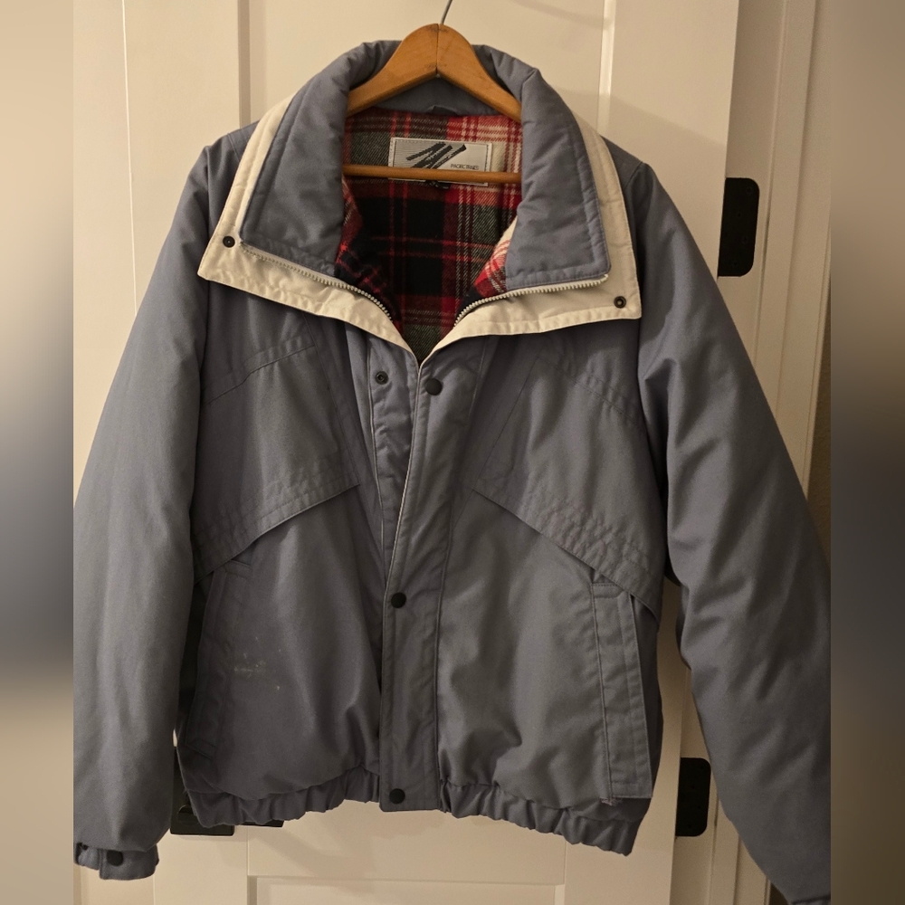 Pacific Trail Men's Gray Jacket with Red Plaid Lining SZ: L